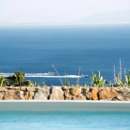 The Mykonian Escape فيلة *