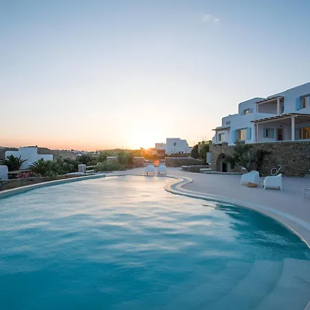 The Mykonian Escape * Psarrou